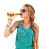 Охладитель для пива и других напитков BeerChiller - Girl_drinking_beer_grande (1)-850x850.png
